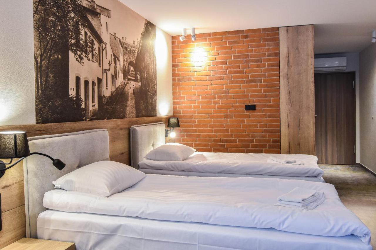 Strzelnica Hotel I Restauracja Старогард-Гданський Екстер'єр фото