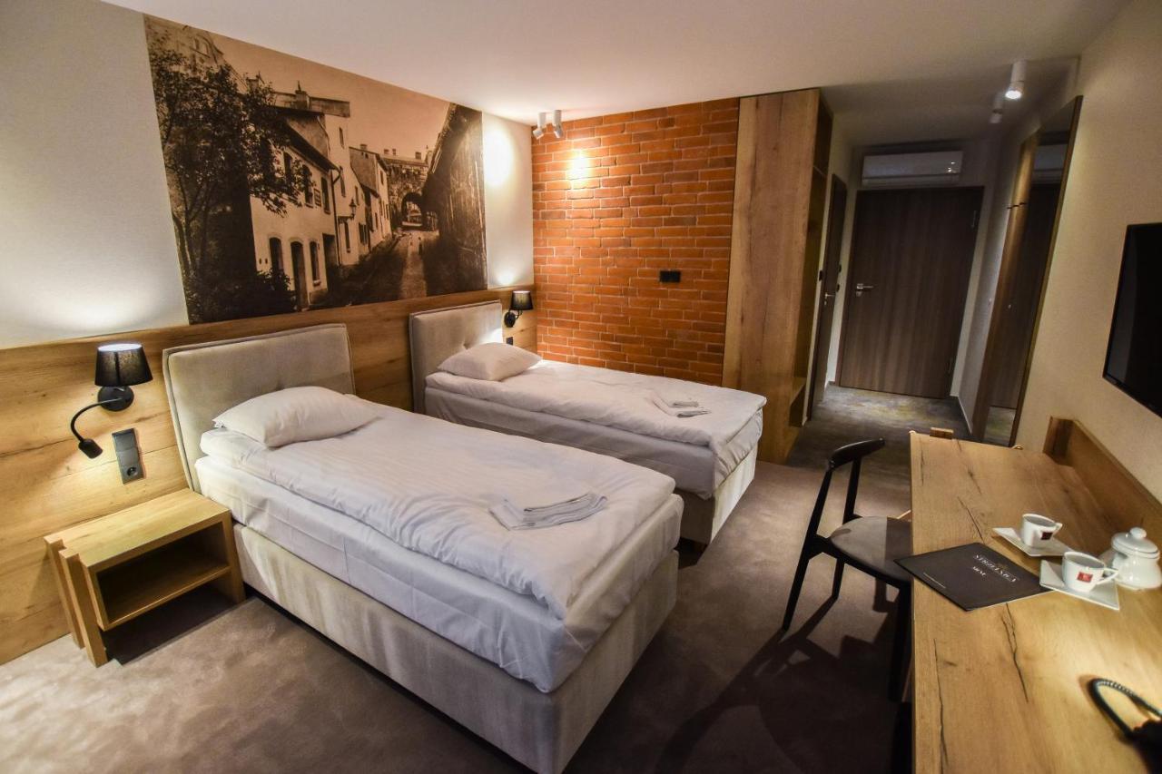 Strzelnica Hotel I Restauracja Старогард-Гданський Екстер'єр фото